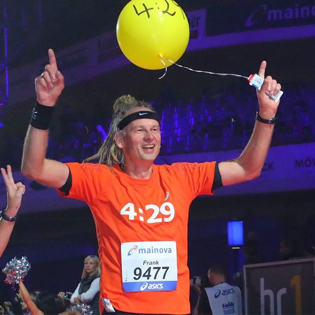 Mainova Frankfurt Marathon_Pacemaker_FrankHoffmannFacebook2_ 6842 Mainova Frankfurt Marathon_Pacemaker_FrankHoffmannFacebook2_ 6842