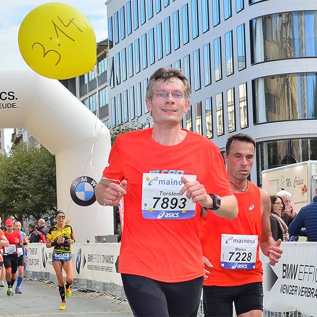 Mainova Frankfurt Marathon_Pacemaker_ThorstenFreeseFacebook2_ 6825 Mainova Frankfurt Marathon_Pacemaker_ThorstenFreeseFacebook2_ 6825