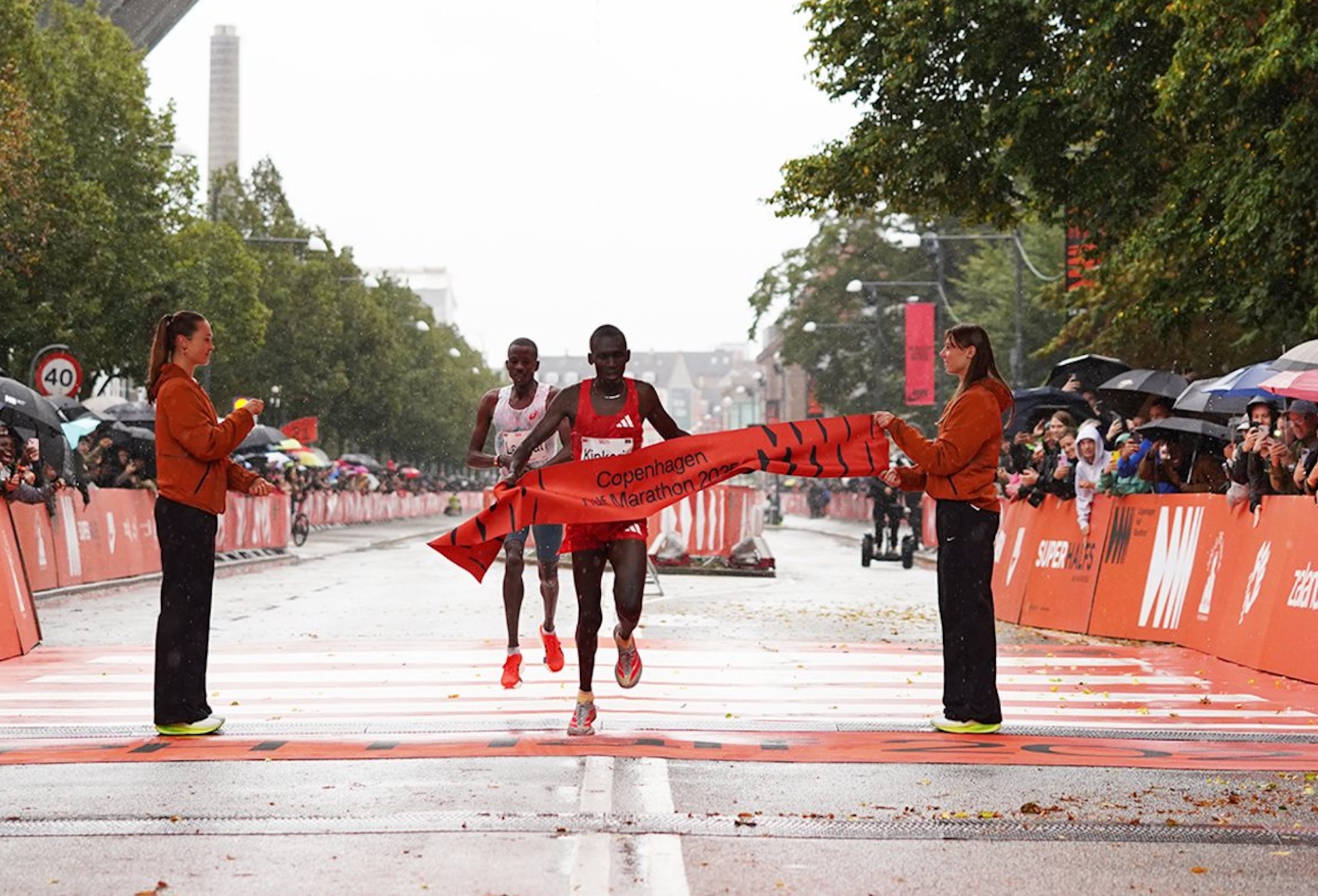 Mainova Frankfurt Marathon Runningnews Kipkorir Nicholas 25 COP HM Organisers 305